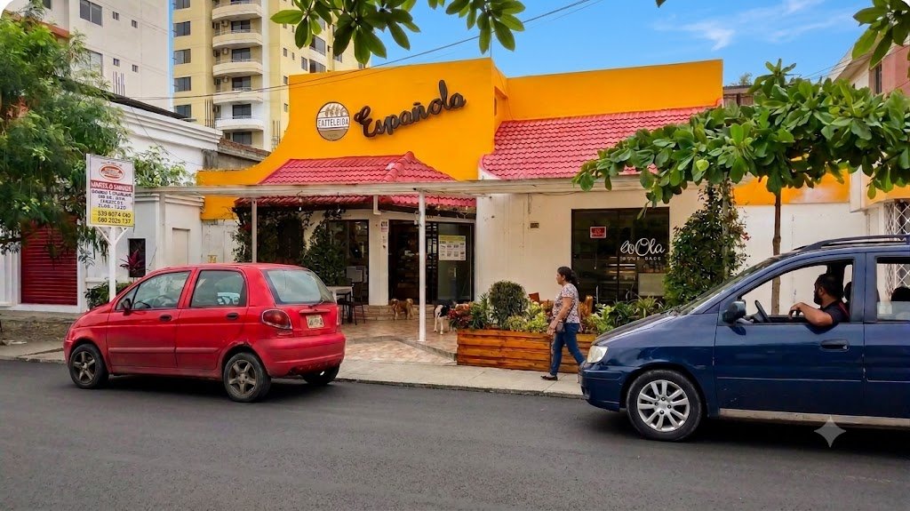 Fachada Pastelería Española Manta
